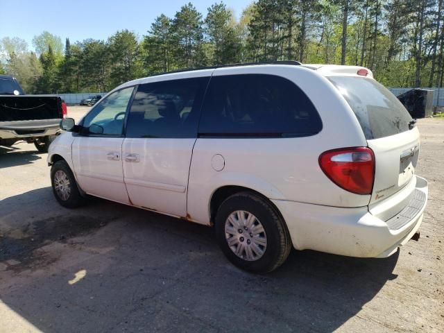 2007 Chrysler Town & Country LX