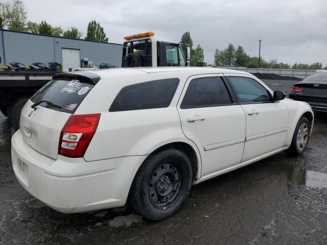 2006 Dodge Magnum SE