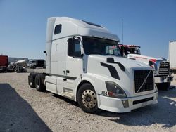 Salvage trucks for sale at Haslet, TX auction: 2009 Volvo VN VNL