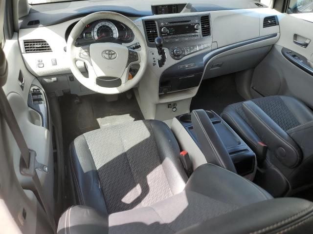 2011 Toyota Sienna Sport