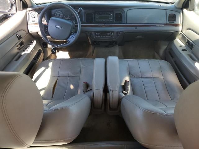 2011 Ford Crown Victoria LX