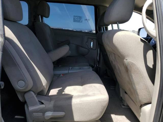 2015 Nissan Quest S