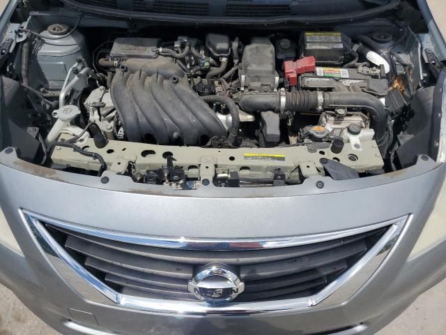 2013 Nissan Versa S