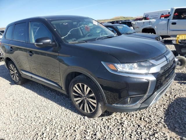 2019 Mitsubishi Outlander SE