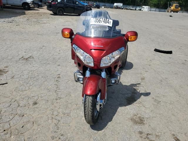 2010 Honda GL1800