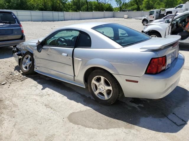 2004 Ford Mustang