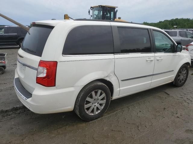 2011 Chrysler Town & Country Touring L