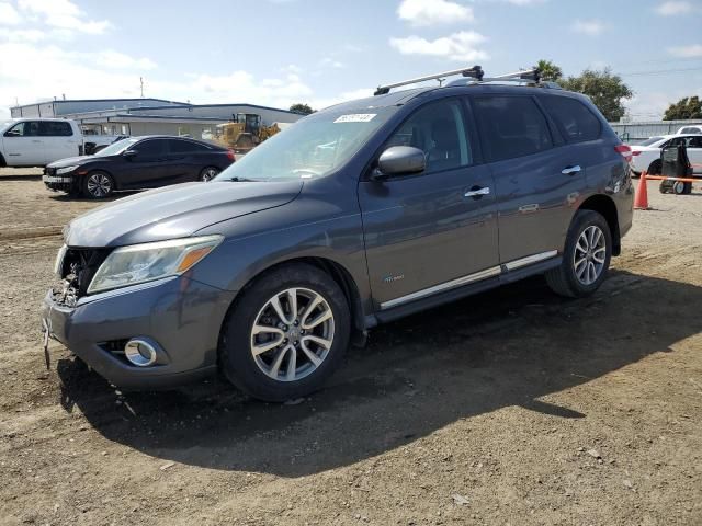 2014 Nissan Pathfinder SV Hybrid