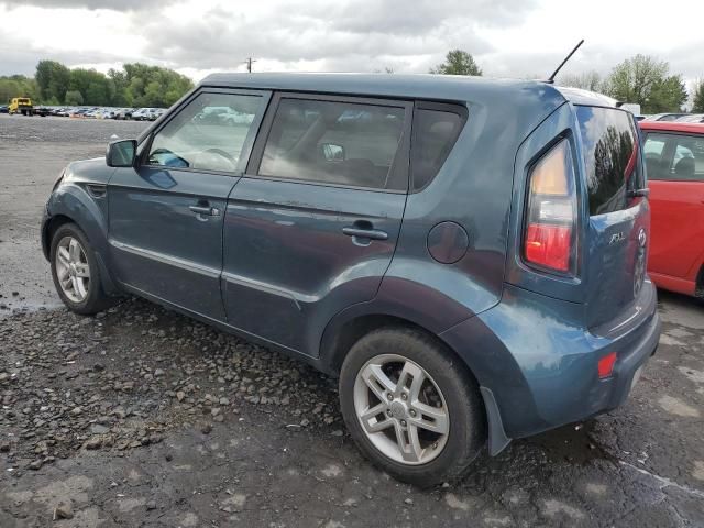 2011 KIA Soul +