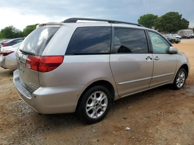 2005 Toyota Sienna XLE