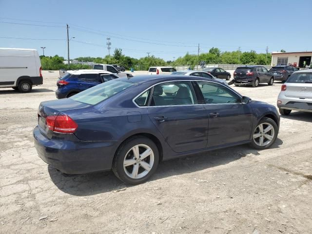 2012 Volkswagen Passat SE