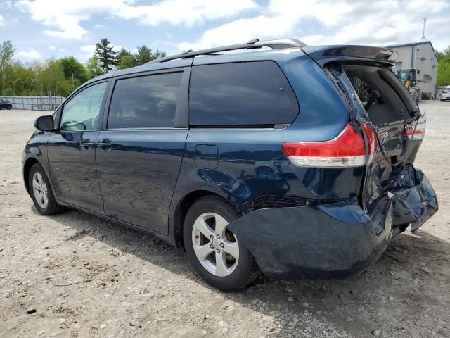 2011 Toyota Sienna LE