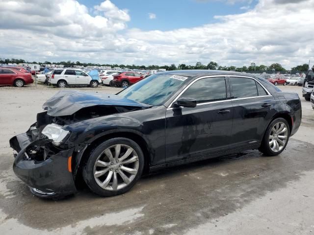 2019 Chrysler 300 Touring