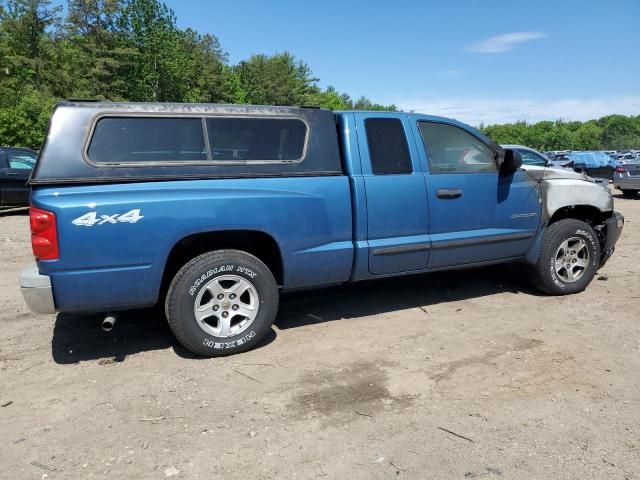 2005 Dodge Dakota SLT