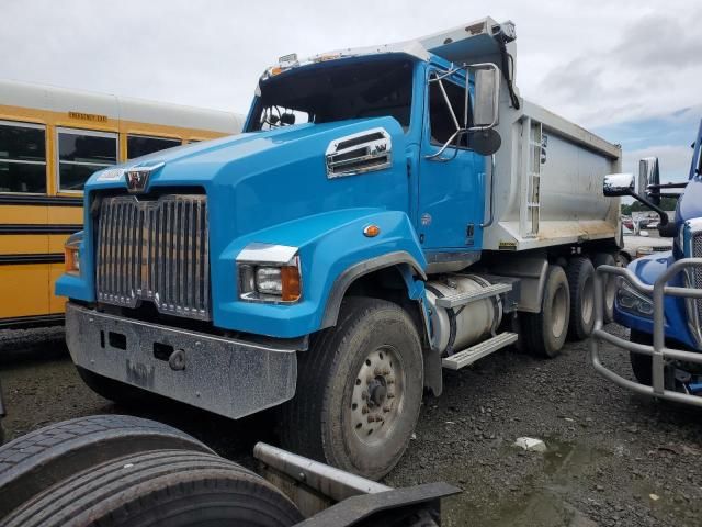 2017 Western Star Conventional 4700SF