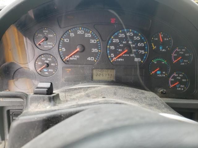 2004 International 4000 4300