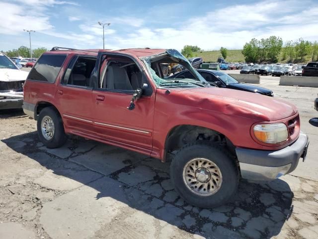 2000 Ford Explorer XLT