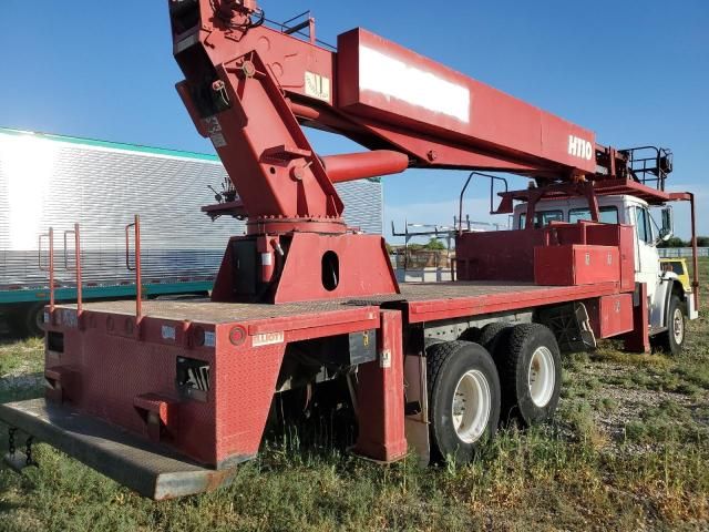 2003 Freightliner Medium Conventional FL80