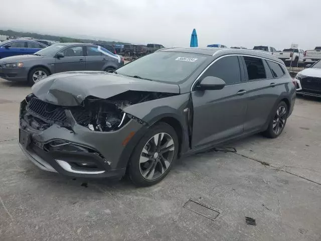 2019 Buick Regal Tourx Essence