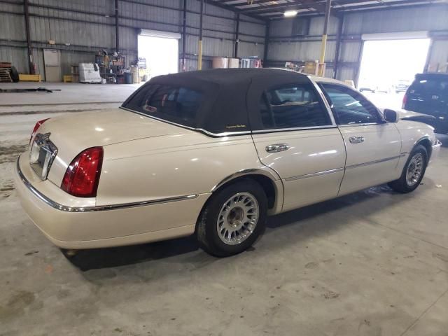 2000 Lincoln Town Car Cartier