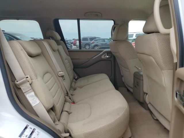 2007 Nissan Pathfinder LE