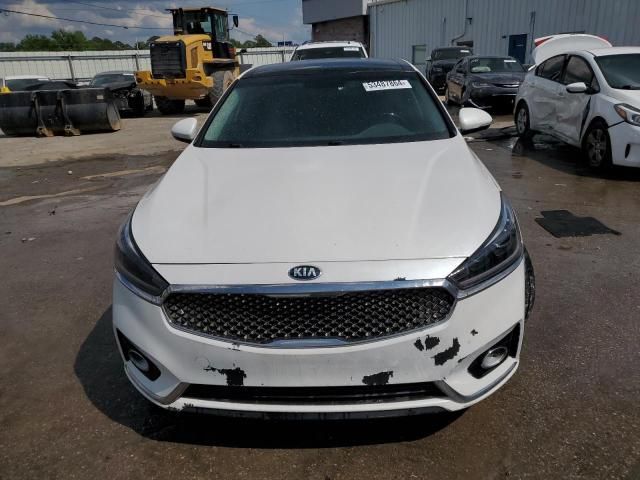 2017 KIA Cadenza Premium