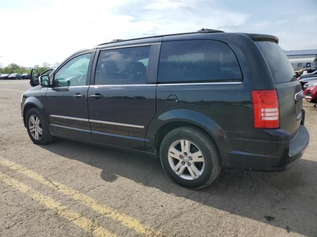 2010 Chrysler Town & Country Touring