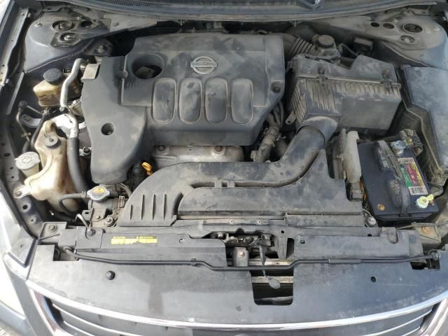 2010 Nissan Altima Base