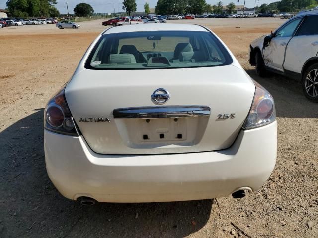 2010 Nissan Altima Base