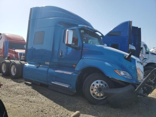 2018 International LT625