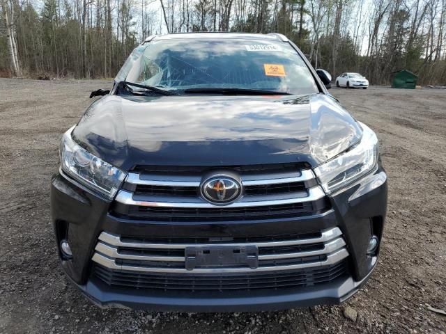 2017 Toyota Highlander SE