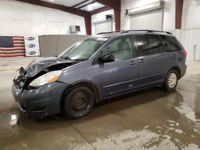 2007 Toyota Sienna CE