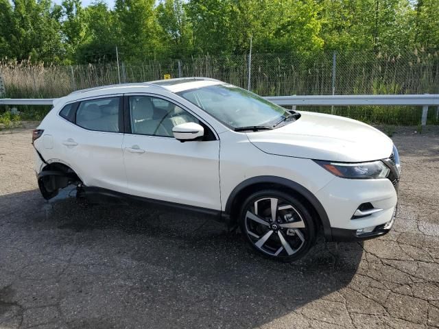 2022 Nissan Rogue Sport SL