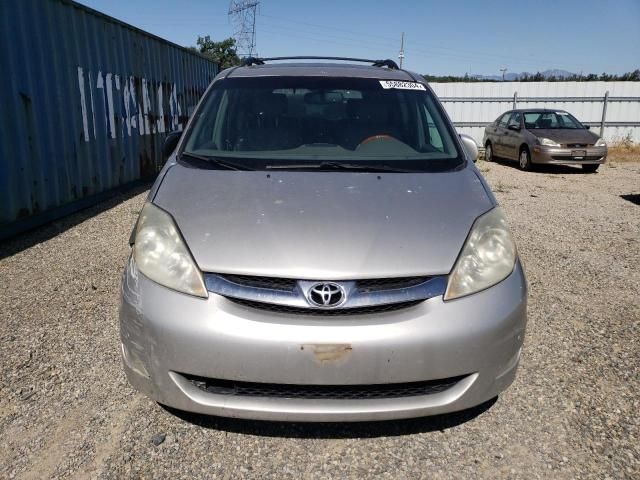 2008 Toyota Sienna XLE