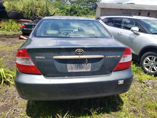 2004 Toyota Camry LE