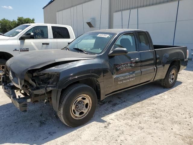 2008 Mitsubishi Raider LS