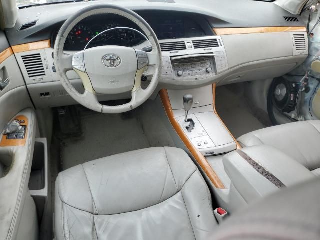 2005 Toyota Avalon XL