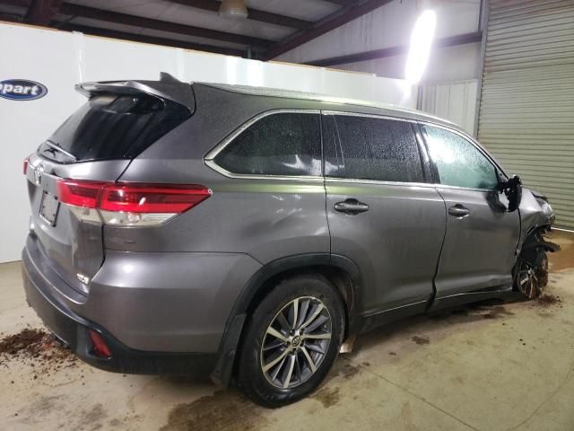 2019 Toyota Highlander SE