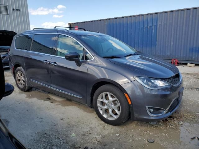 2017 Chrysler Pacifica Touring L Plus