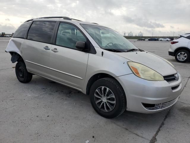 2004 Toyota Sienna CE