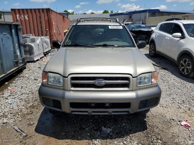 1999 Nissan Pathfinder LE