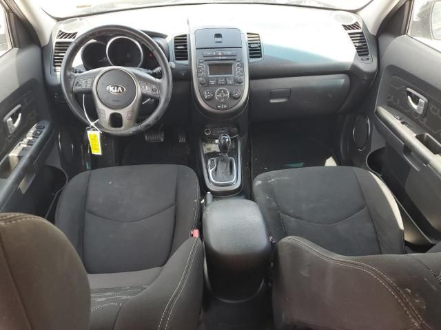 2013 KIA Soul +