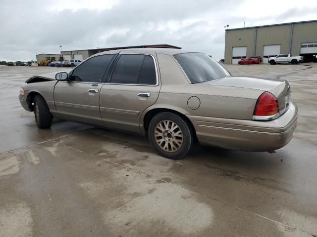 2003 Ford Crown Victoria LX