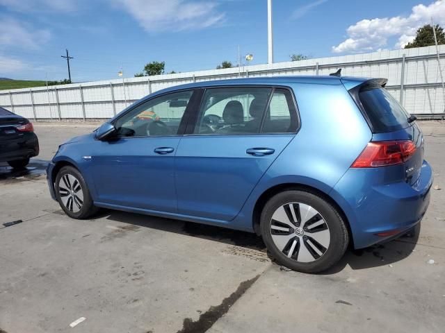 2016 Volkswagen E-GOLF SE