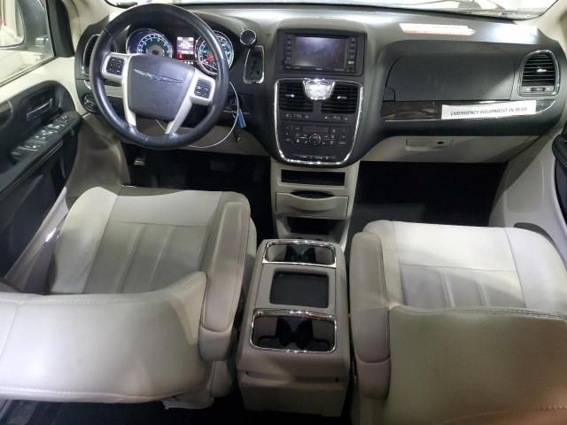 2015 Chrysler Town & Country Touring