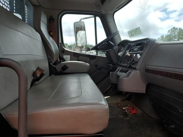 2013 Freightliner M2 106 Medium Duty