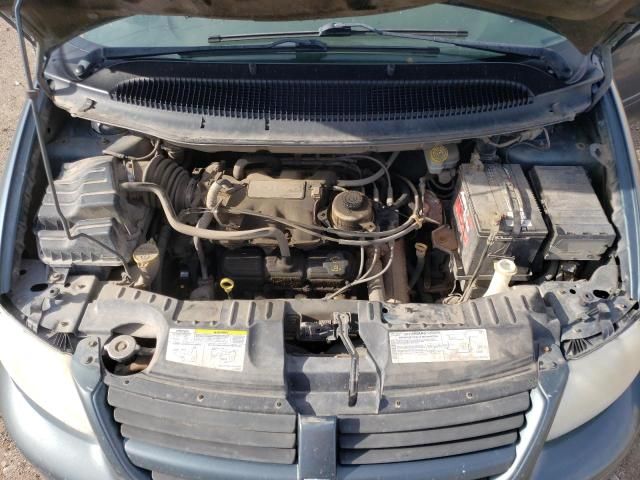 2005 Dodge Grand Caravan SE