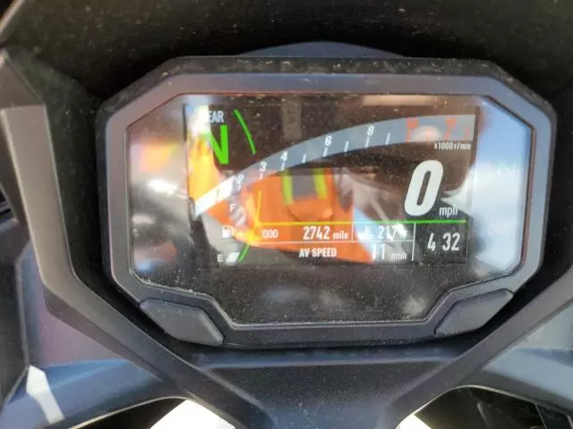 2021 Kawasaki EX650 M