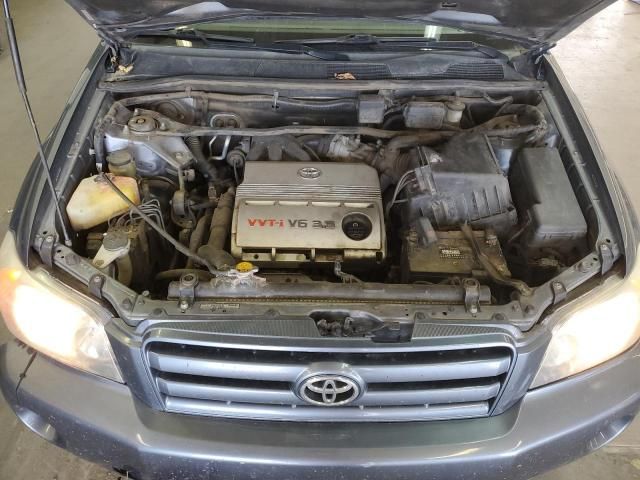 2004 Toyota Highlander