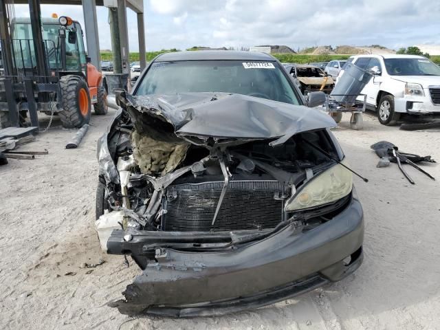 2005 Toyota Camry LE